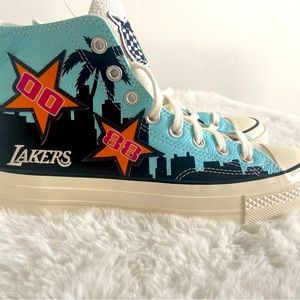 Retro Laker’s Chuck Taylor Converse